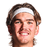 https://img.jingyuzhiboo.com.cn/img/basketball/player/cf26e2dc3b8214b750c4ba8e3db78db9.png