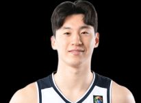 https://img.jingyuzhiboo.com.cn/img/basketball/player/ee772d273d5b176efecd5761165b1f51.png