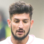 https://img.jingyuzhiboo.com.cn/img/football/player/791fda88c46ea8b3d184f32dd80490d7.png
