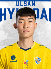 https://img.jingyuzhiboo.com.cn/img/football/player/bb905e5bbb6f4c14e91cbc5cb5c8d961.jpg